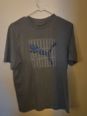 Puma Men’s Green Grey Short-Sleeve Logo Tee with Blue Cat Graphic